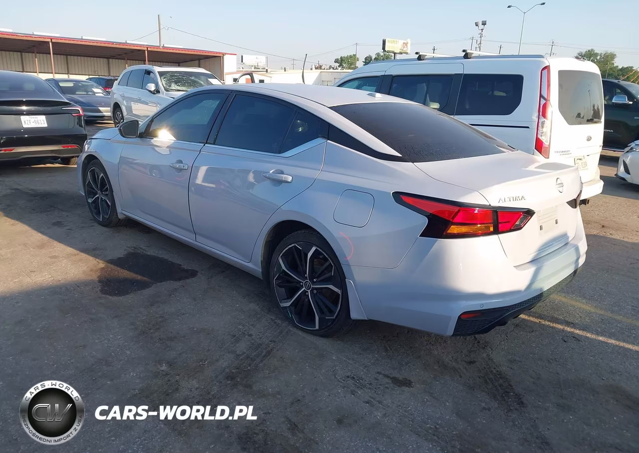 2024 Nissan Altima Sr Fwd VIN:1N4BL4CV3RN304900 - 3