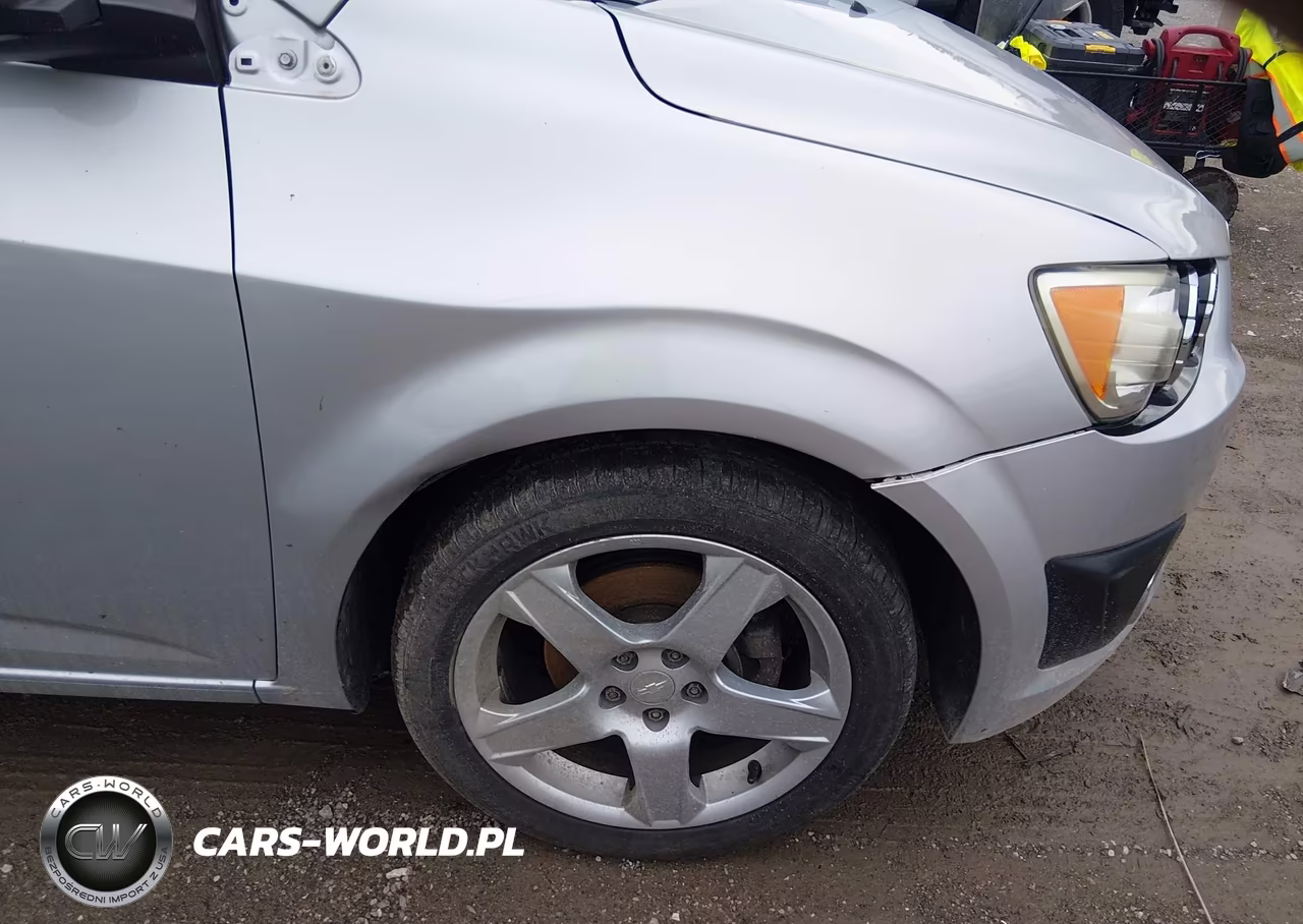2015 Chevrolet Sonic Ltz Auto VIN:1G1JE6SB1F4107673 - 12