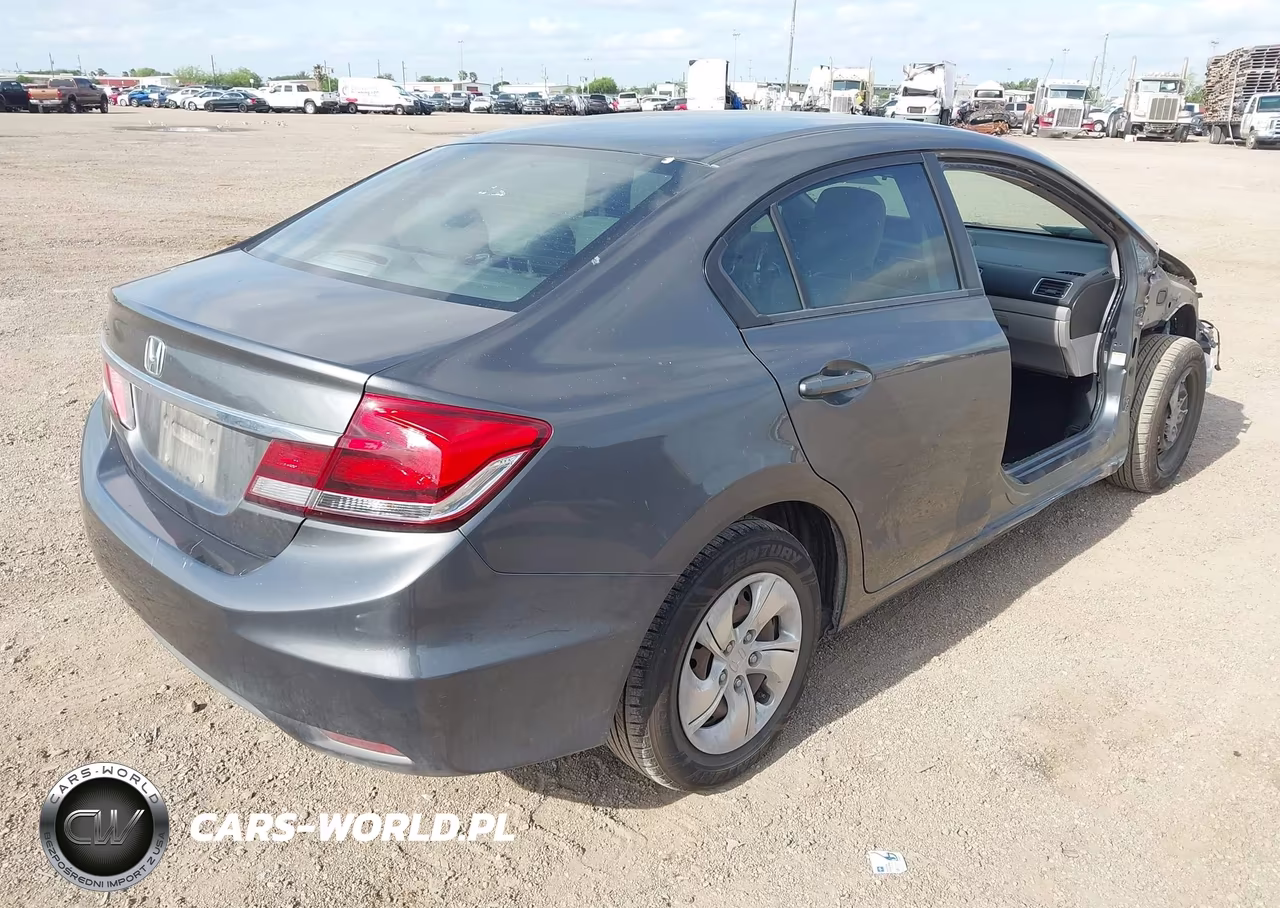 2013 Honda Civic Lx VIN:2HGFB2F58DH570219 - 4