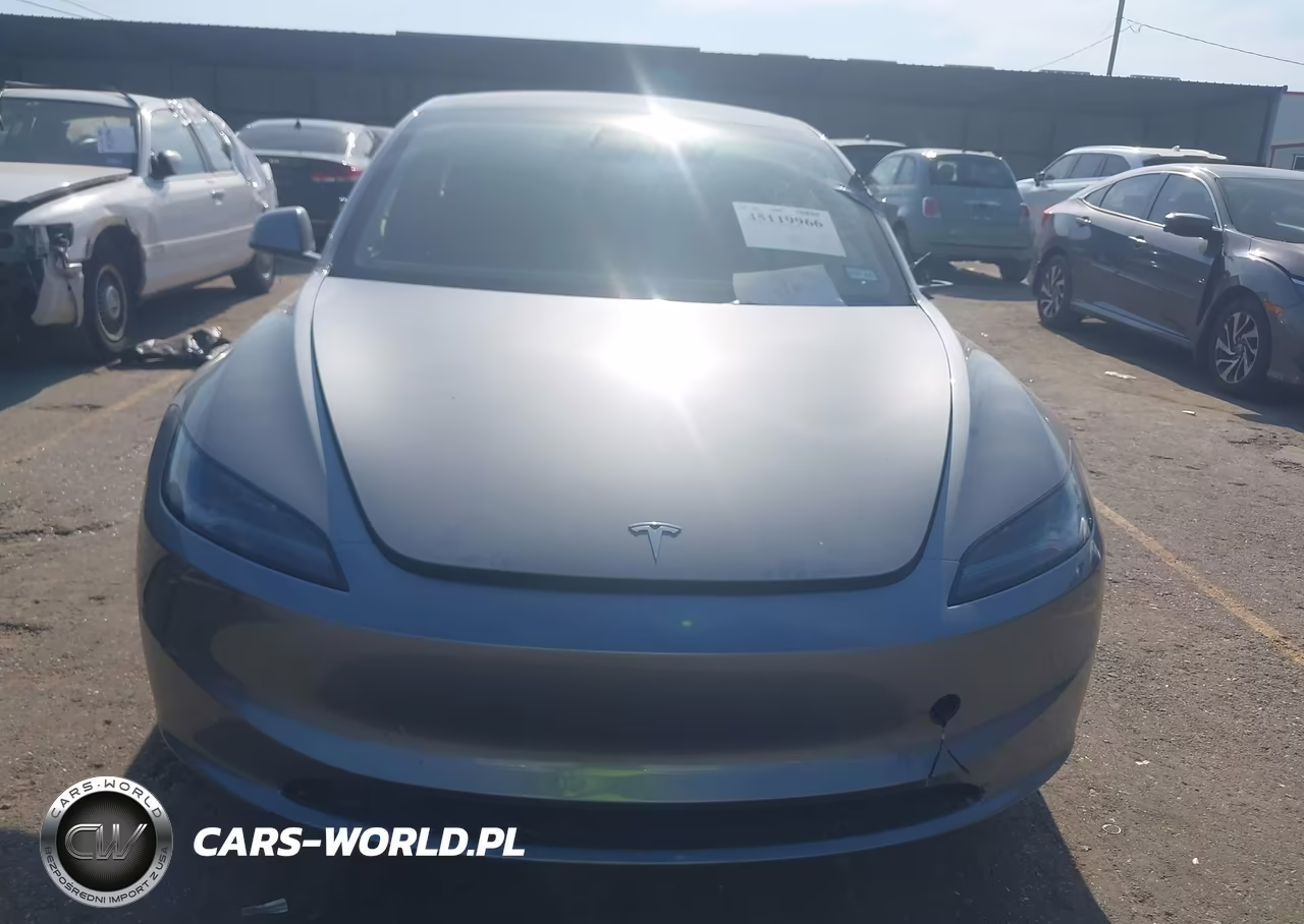 2025 Tesla Model 3 Long Range Rear-Wheel Drive-Standard Rear-Wheel Drive VIN:5YJ3E1EA6SF010784 - 11