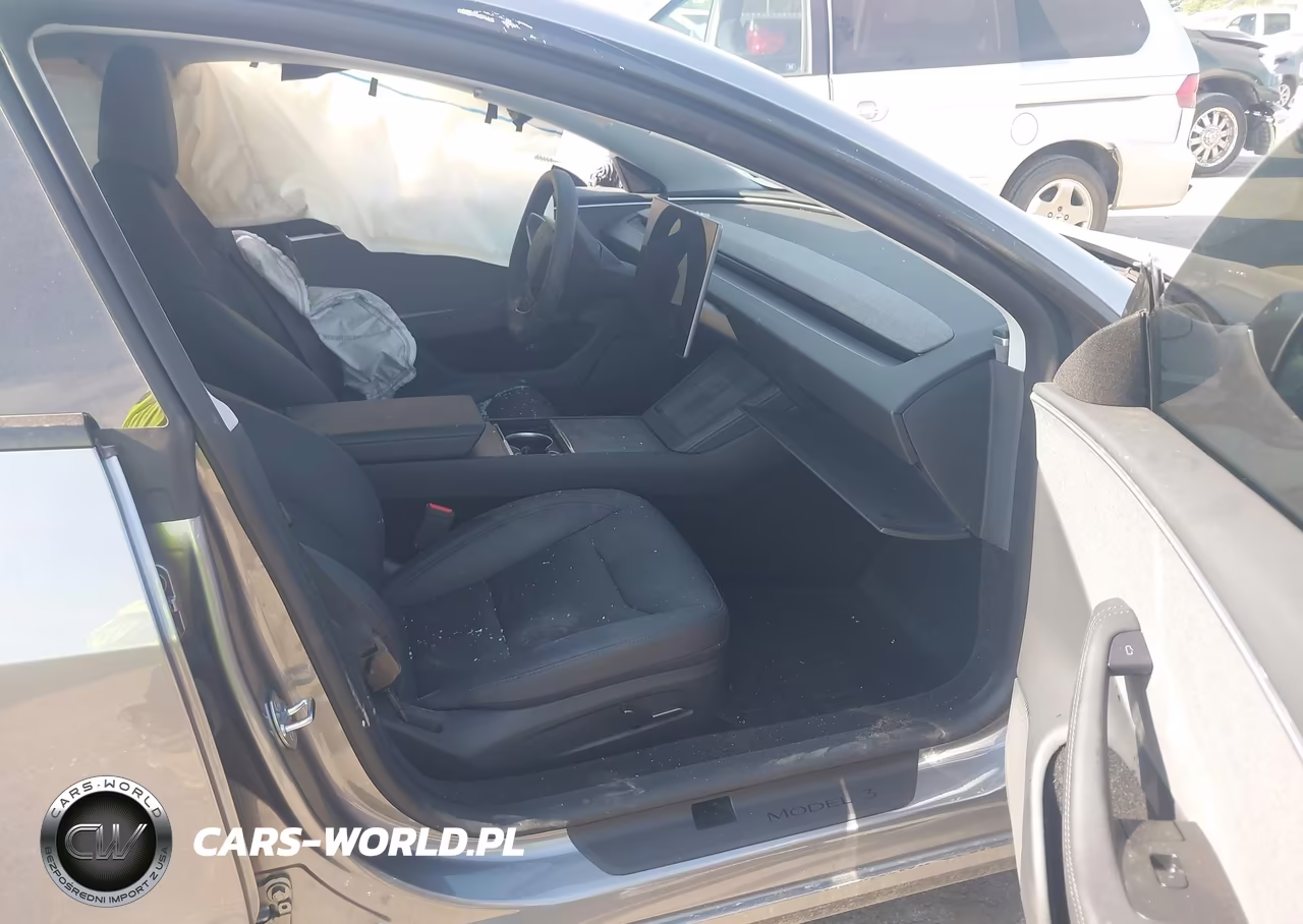 2025 Tesla Model 3 Long Range Rear-Wheel Drive-Standard Rear-Wheel Drive VIN:5YJ3E1EA6SF010784 - 5