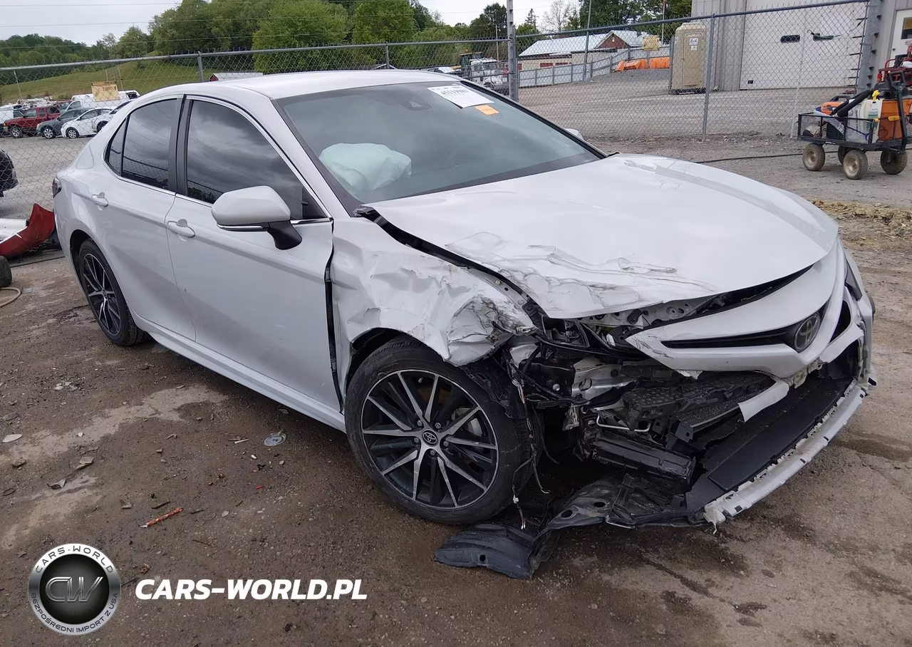 2023 Toyota Camry Se – zdjęcie 1 z 17