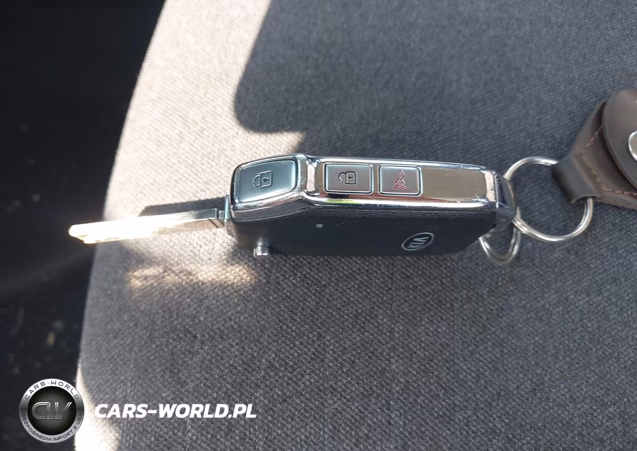 2021 Kia Seltos S VIN:KNDEUCAA7M7166239 - 11