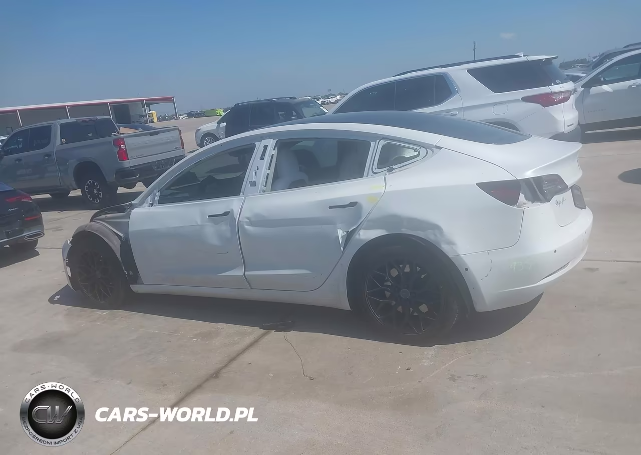 2020 Tesla Model 3 Long Range Dual Motor All-Wheel Drive VIN:5YJ3E1EB9LF742661 - 13