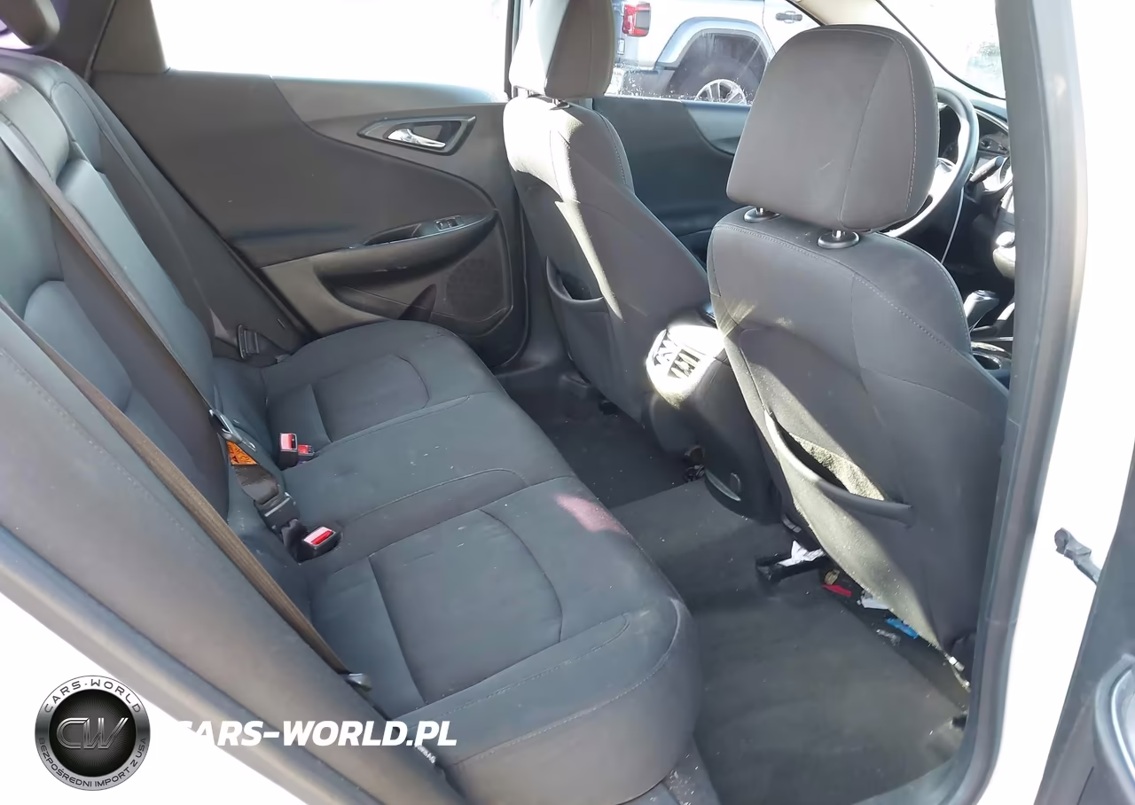 2018 Chevrolet Malibu Lt VIN:1G1ZD5ST3JF146576 - 8