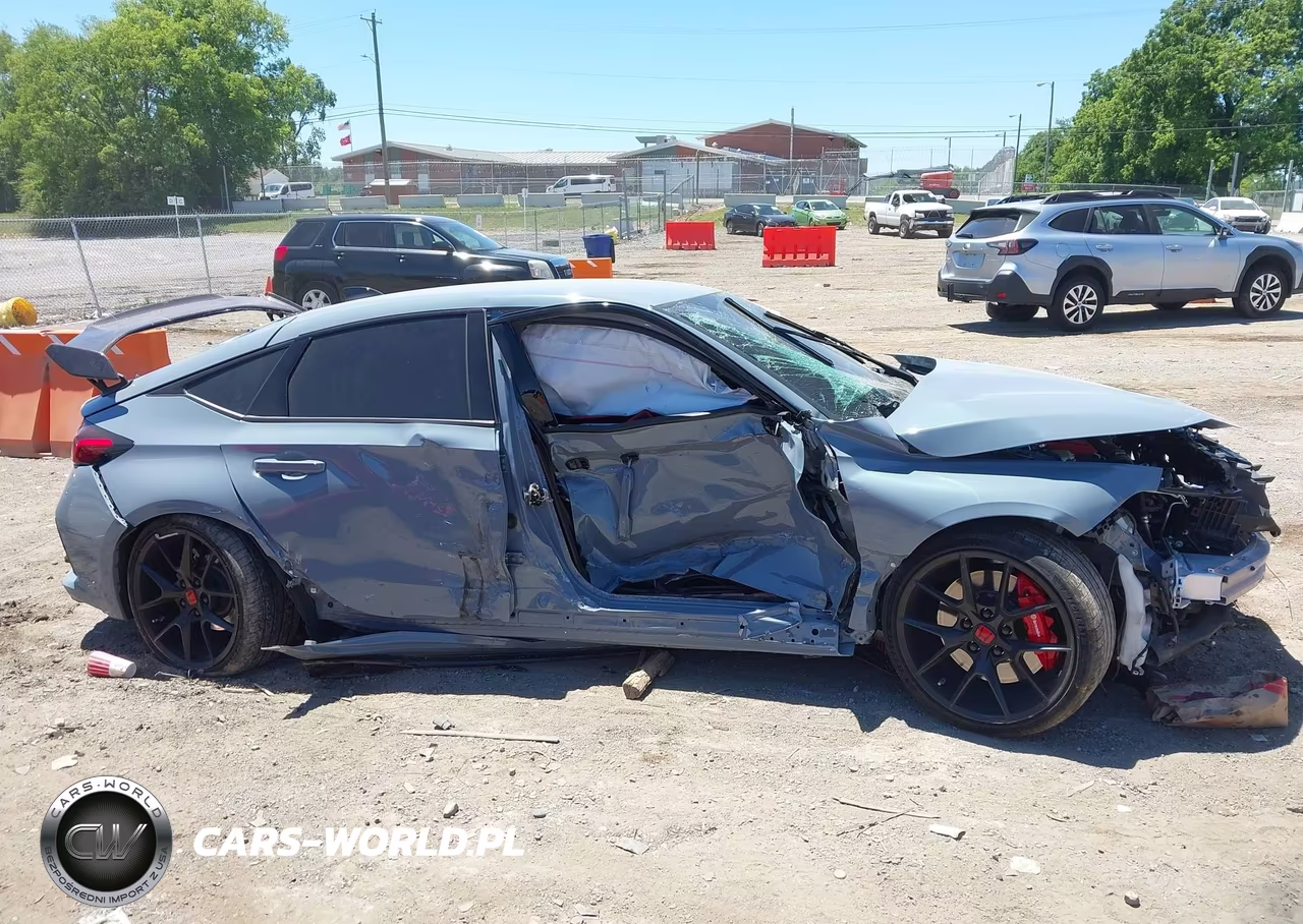 2025 Honda Civic Type R VIN:JHMFL5G47SX007186 - 13