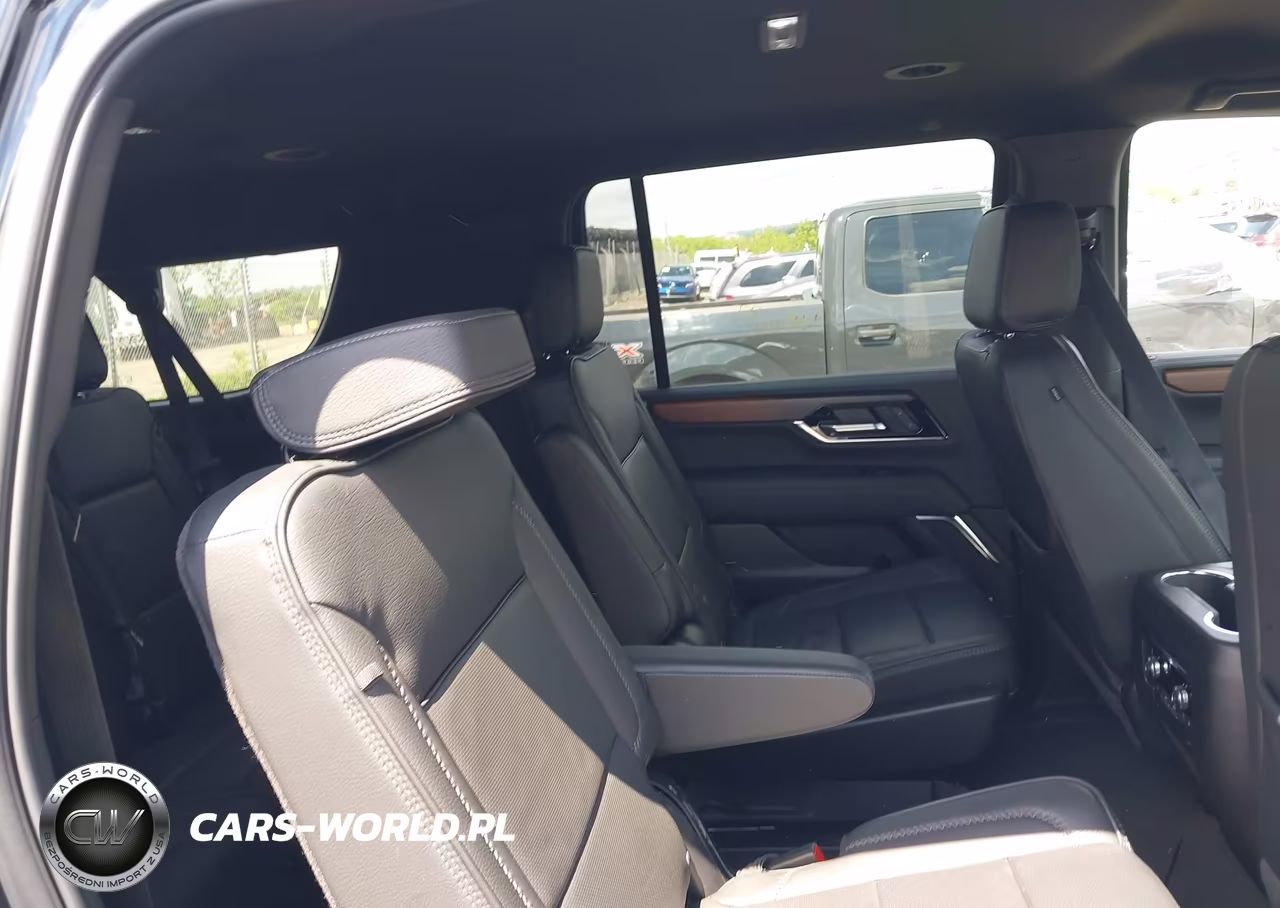 2025 GMC Yukon Xl 4Wd Denali VIN:1GKS2JRL2SR366163 - 8