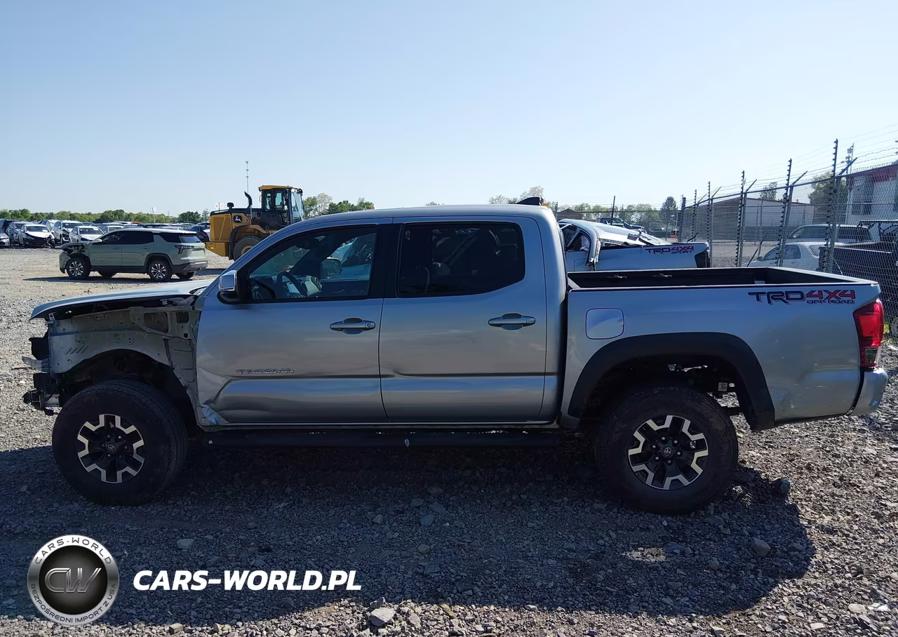 2017 Toyota Tacoma Trd Off Road VIN:3TMCZ5AN9HM100066 - 15