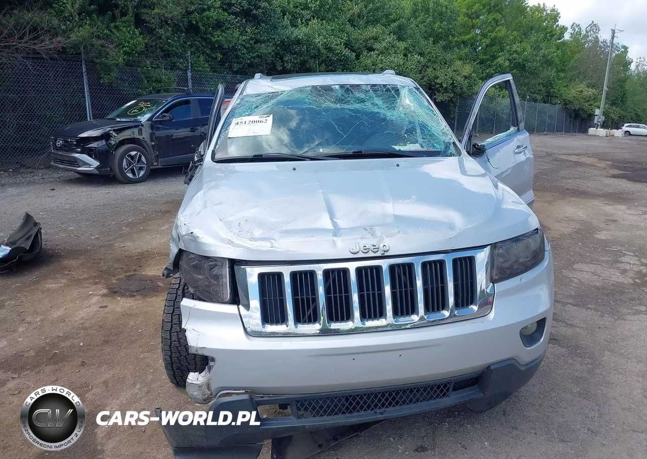 2012 Jeep Grand Cherokee Laredo VIN:1C4RJFAG2CC219760 - 6