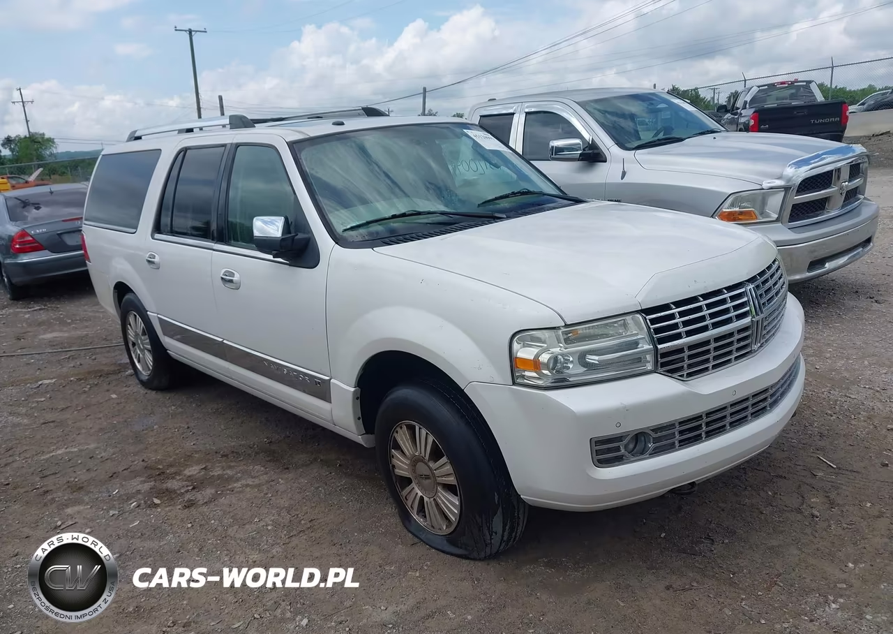 2011 Lincoln Navigator L