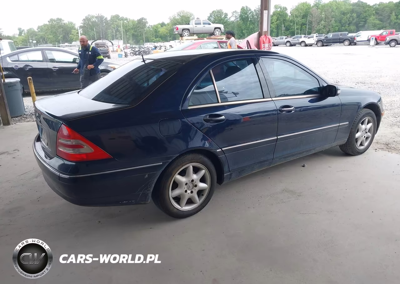 2001 Mercedes-Benz C 240 VIN:WDBRF61J01F070093 - 4
