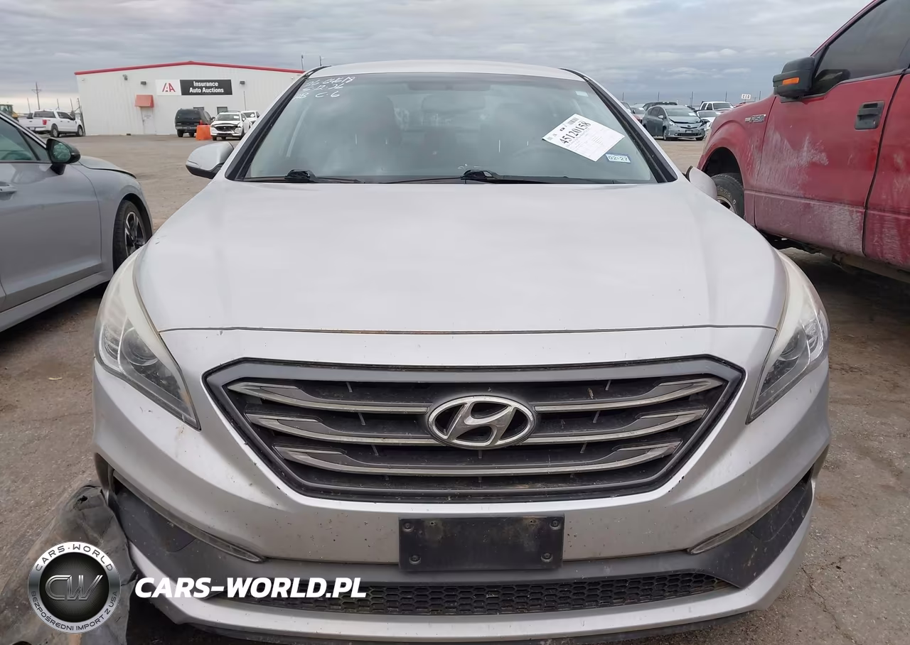 2015 Hyundai Sonata Sport VIN:5NPE34AF9FH111732 - 12
