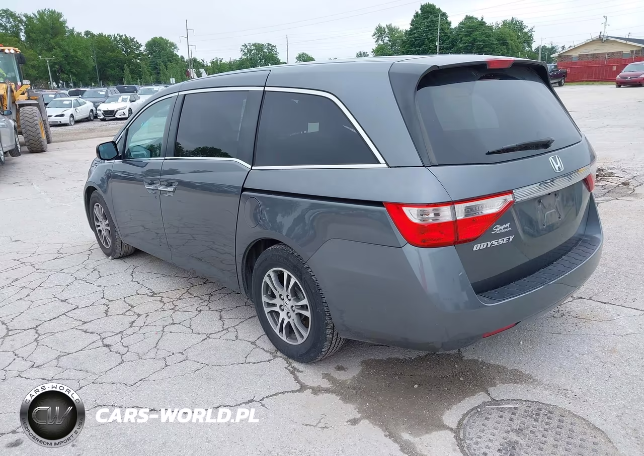 2013 Honda Odyssey Ex VIN:5FNRL5H48DB008762 - 3