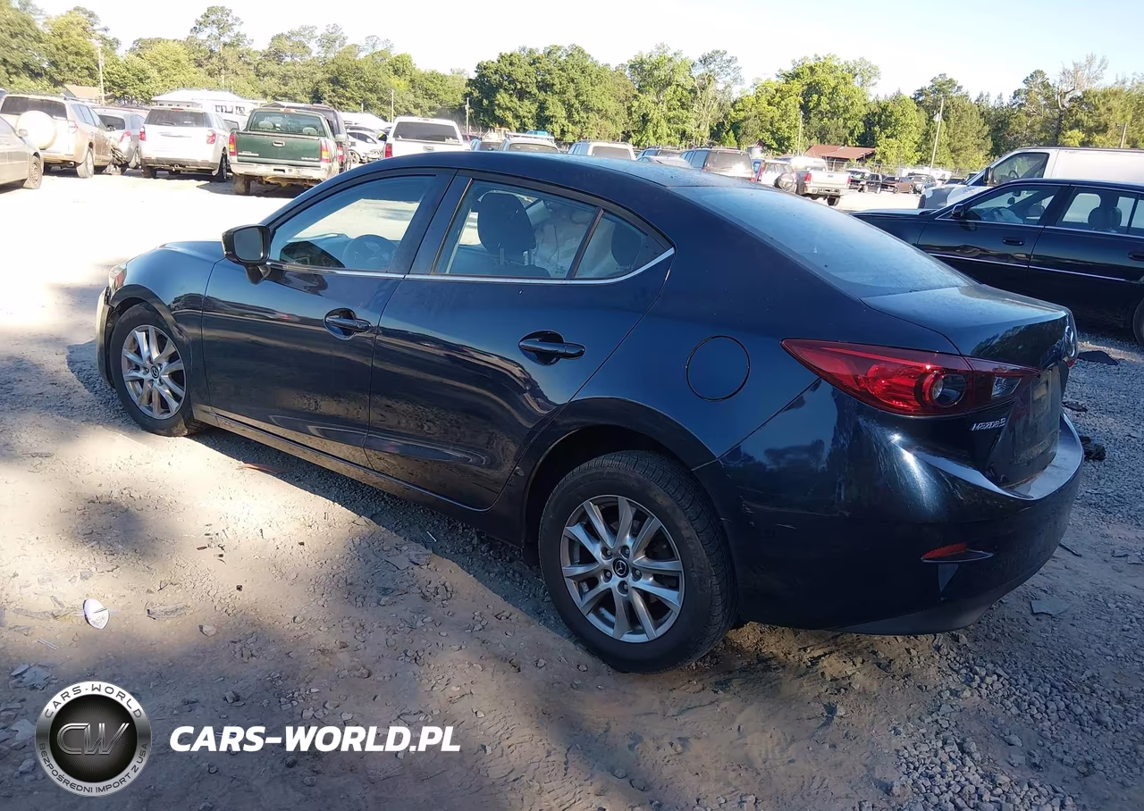 2018 Mazda Mazda3 Sport VIN:3MZBN1U72JM187129 - 3