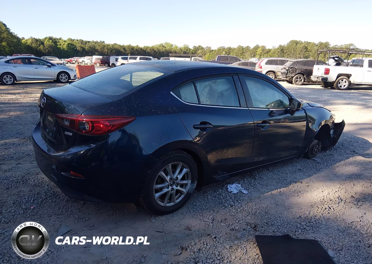 2018 Mazda Mazda3 Sport VIN:3MZBN1U72JM187129 - 4