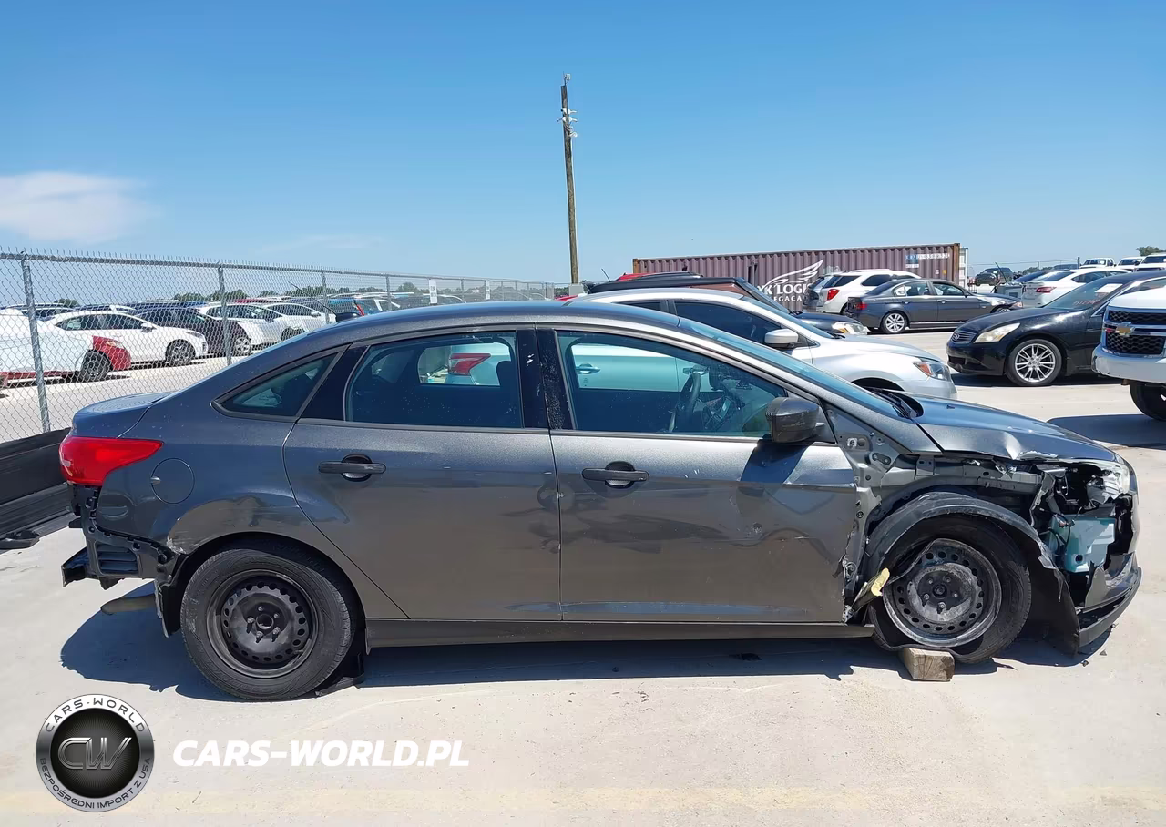 2016 Ford Focus S VIN:1FADP3E21GL359994 - 14