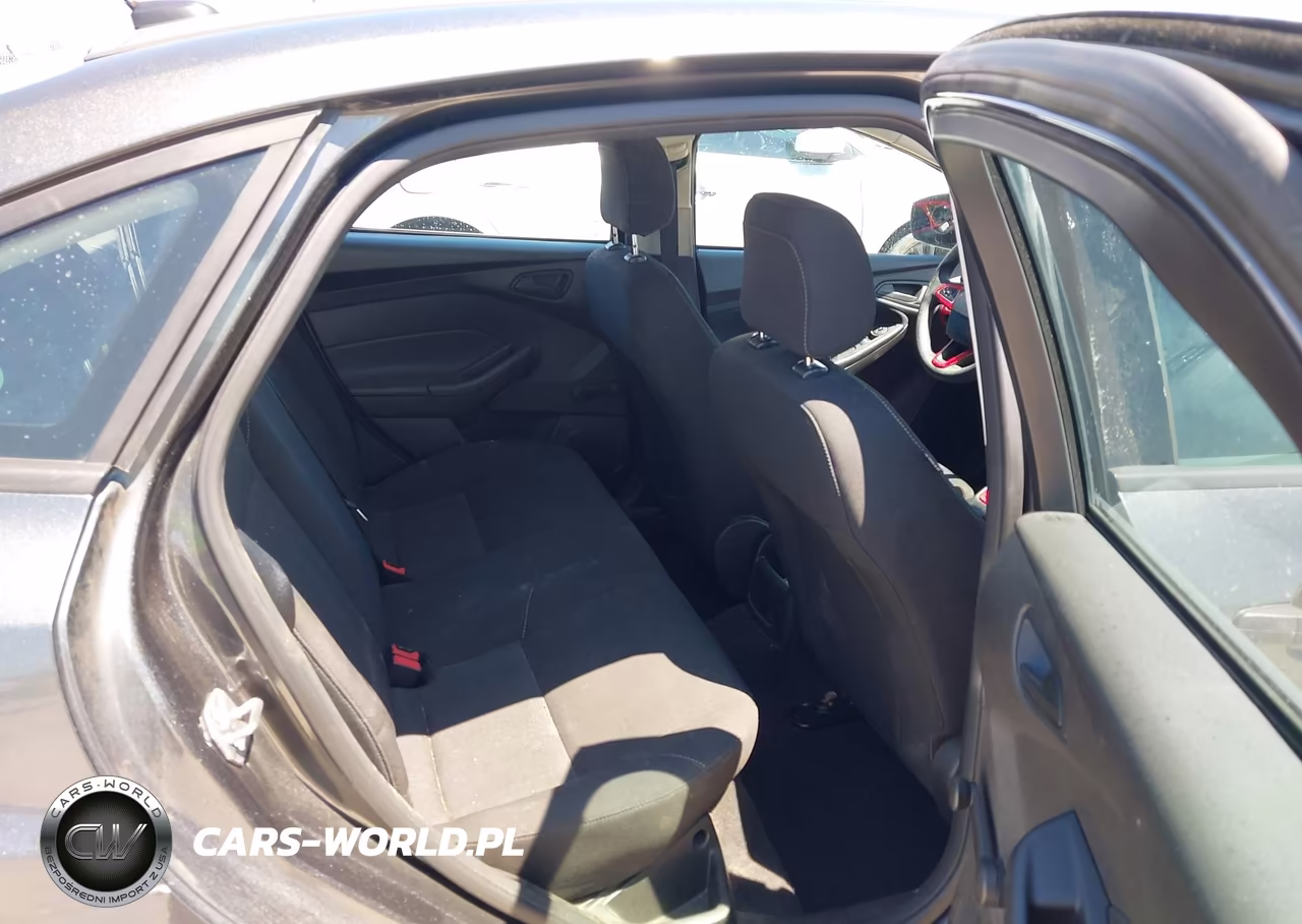 2016 Ford Focus S VIN:1FADP3E21GL359994 - 8
