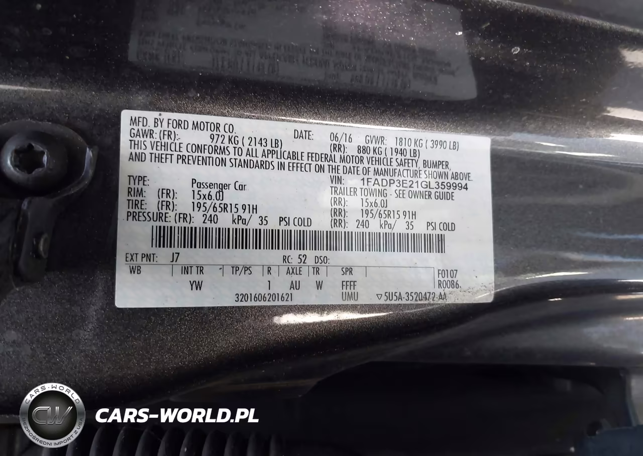 2016 Ford Focus S VIN:1FADP3E21GL359994 - 9