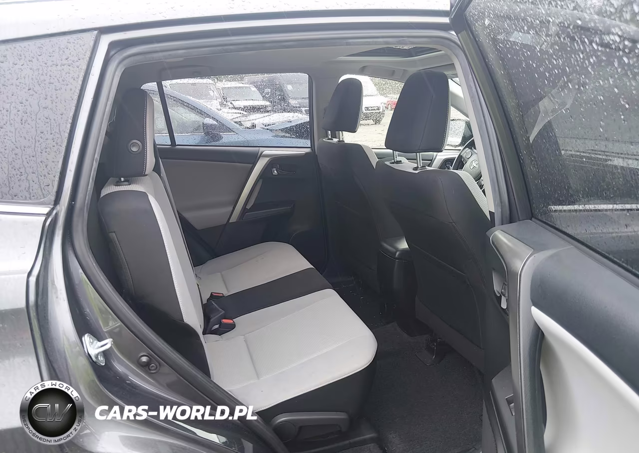 2018 Toyota Rav4 Xle VIN:JTMRFREV8JJ182413 - 8