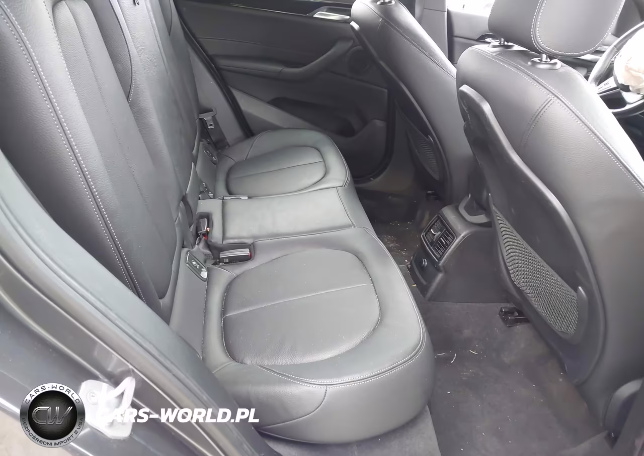 2018 BMW X1 Sdrive28I VIN:WBXHU7C34J5H40893 - 8