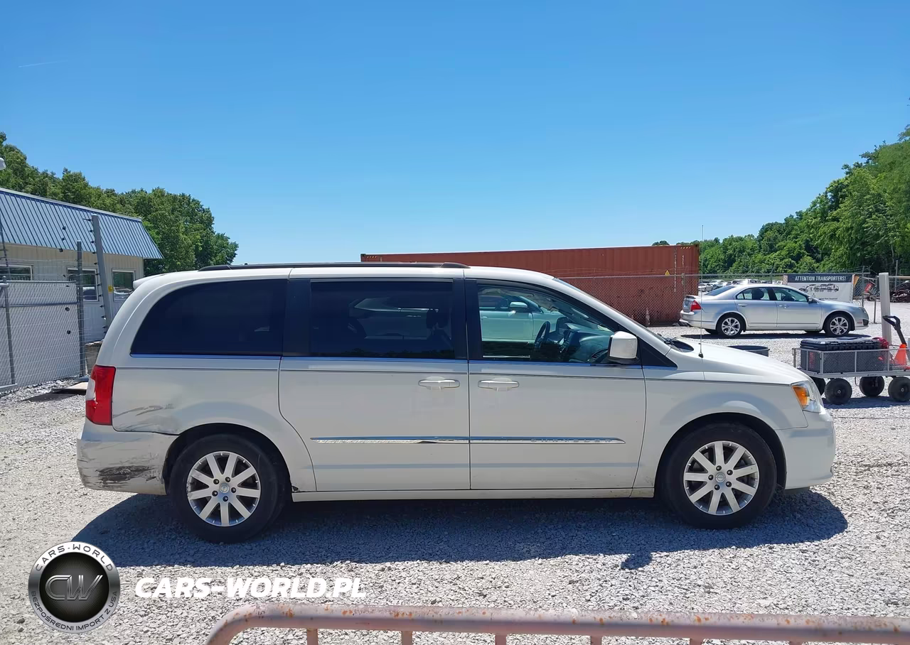 2013 Chrysler Town & Country Touring VIN:2C4RC1BG6DR559529 - 13