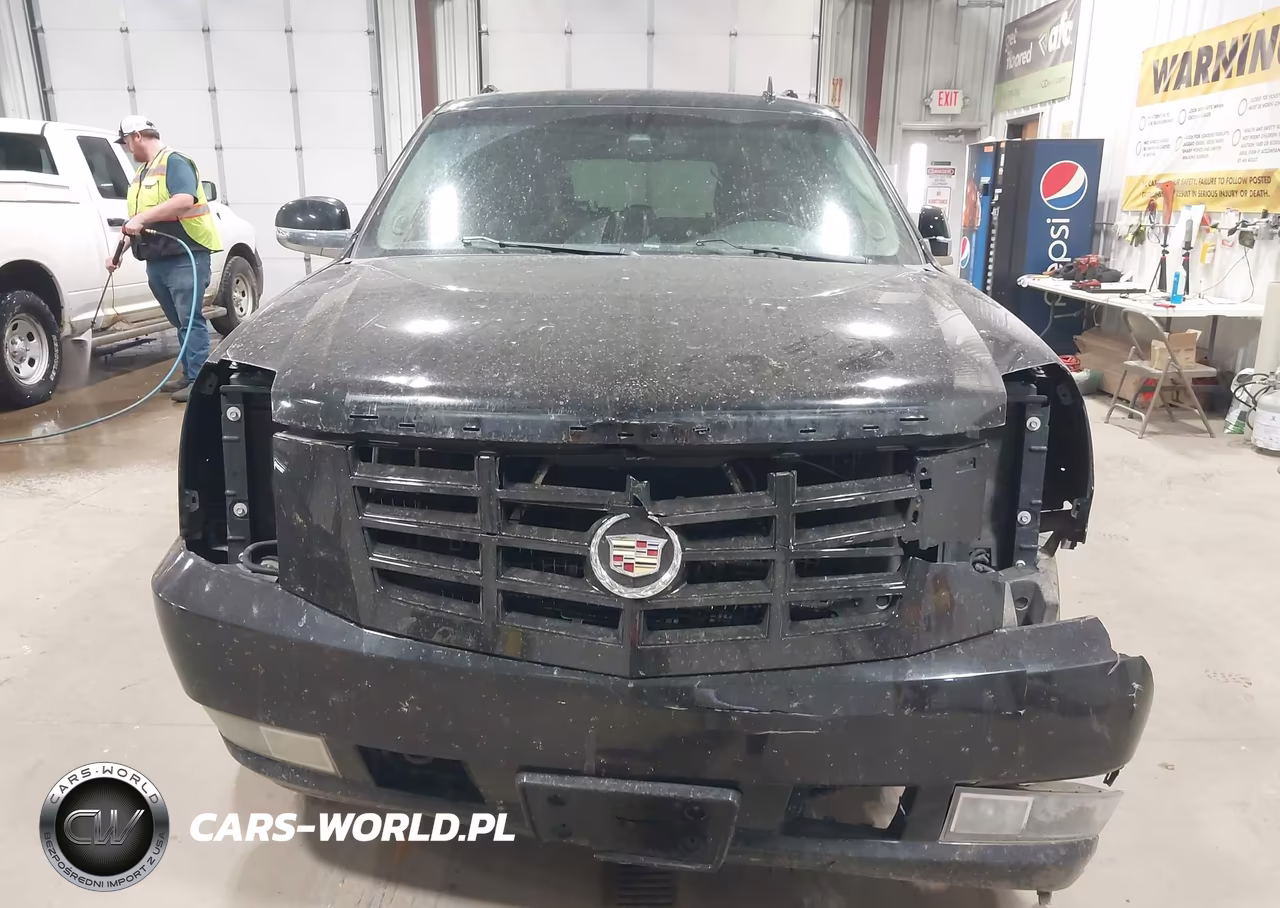 2011 Cadillac Escalade Esv Premium VIN:1GYS4JEF8BR166064 - 12
