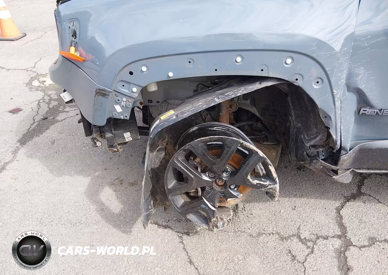 2017 Jeep Renegade Altitude 4X4 VIN:ZACCJBBB4HPF61988 - 6