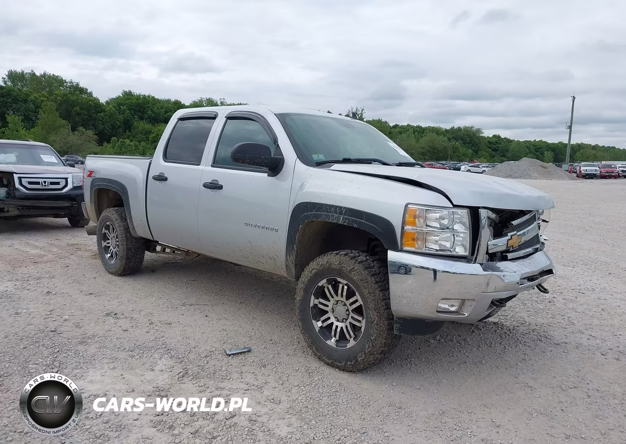 2013 Chevrolet Silverado 1500 Lt – zdjęcie 1 z 17