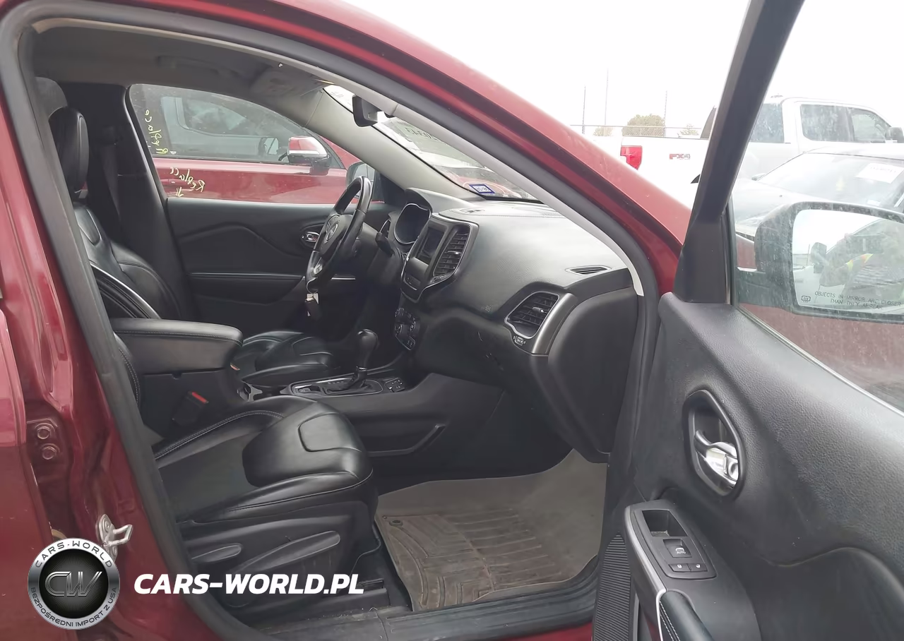 2019 Jeep Cherokee Latitude Plus Fwd VIN:1C4PJLLB0KD312471 - 5