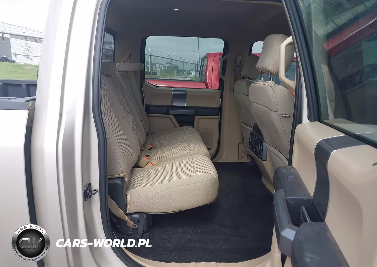 2018 Ford F-150 Xlt VIN:1FTEW1CP1JKD54120 - 8