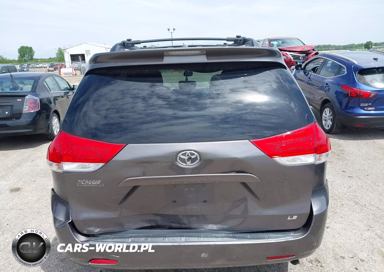 2013 Toyota Sienna Le V6 8 Passenger VIN:5TDKK3DC6DS303909 - 16