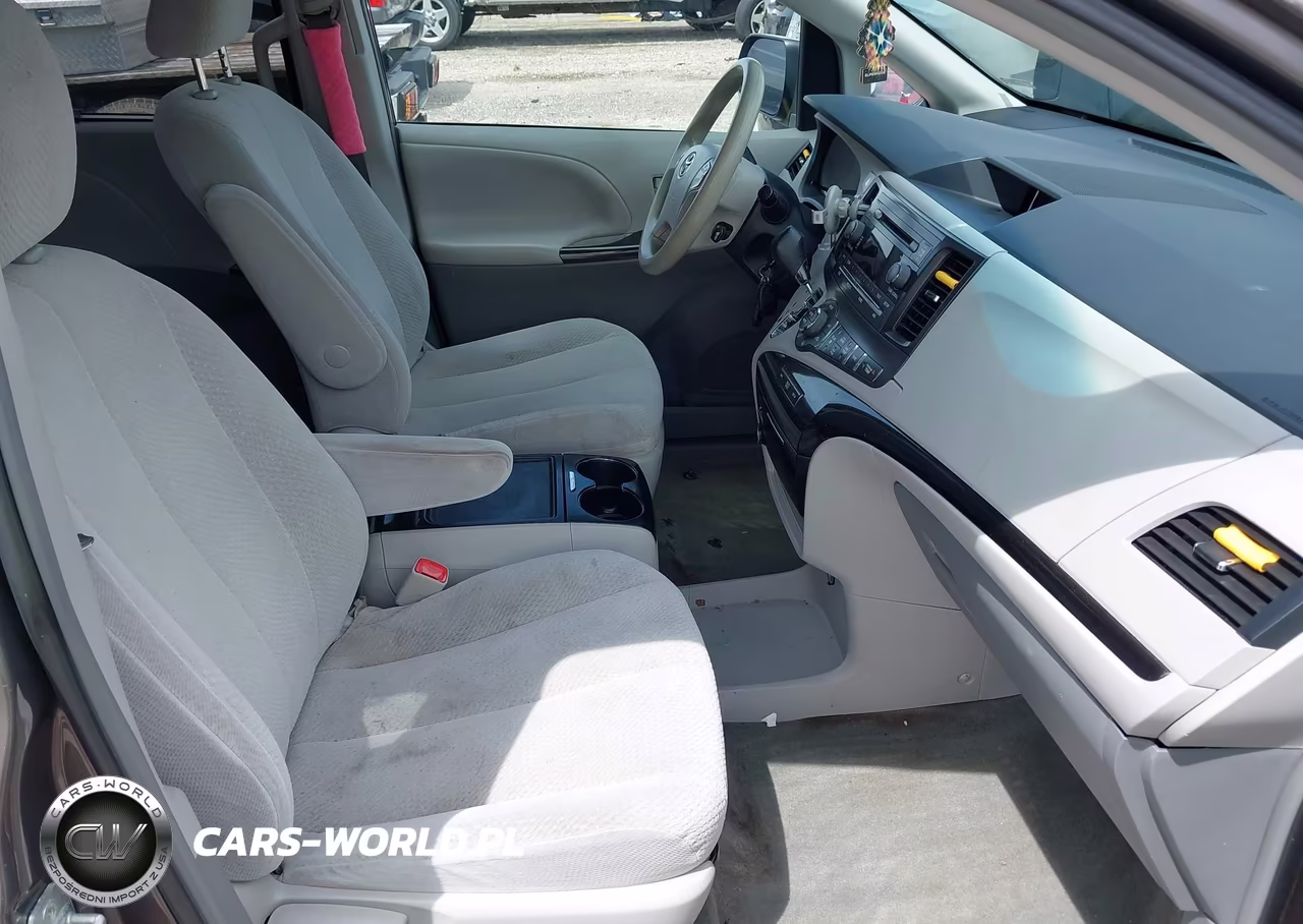 2013 Toyota Sienna Le V6 8 Passenger VIN:5TDKK3DC6DS303909 - 5