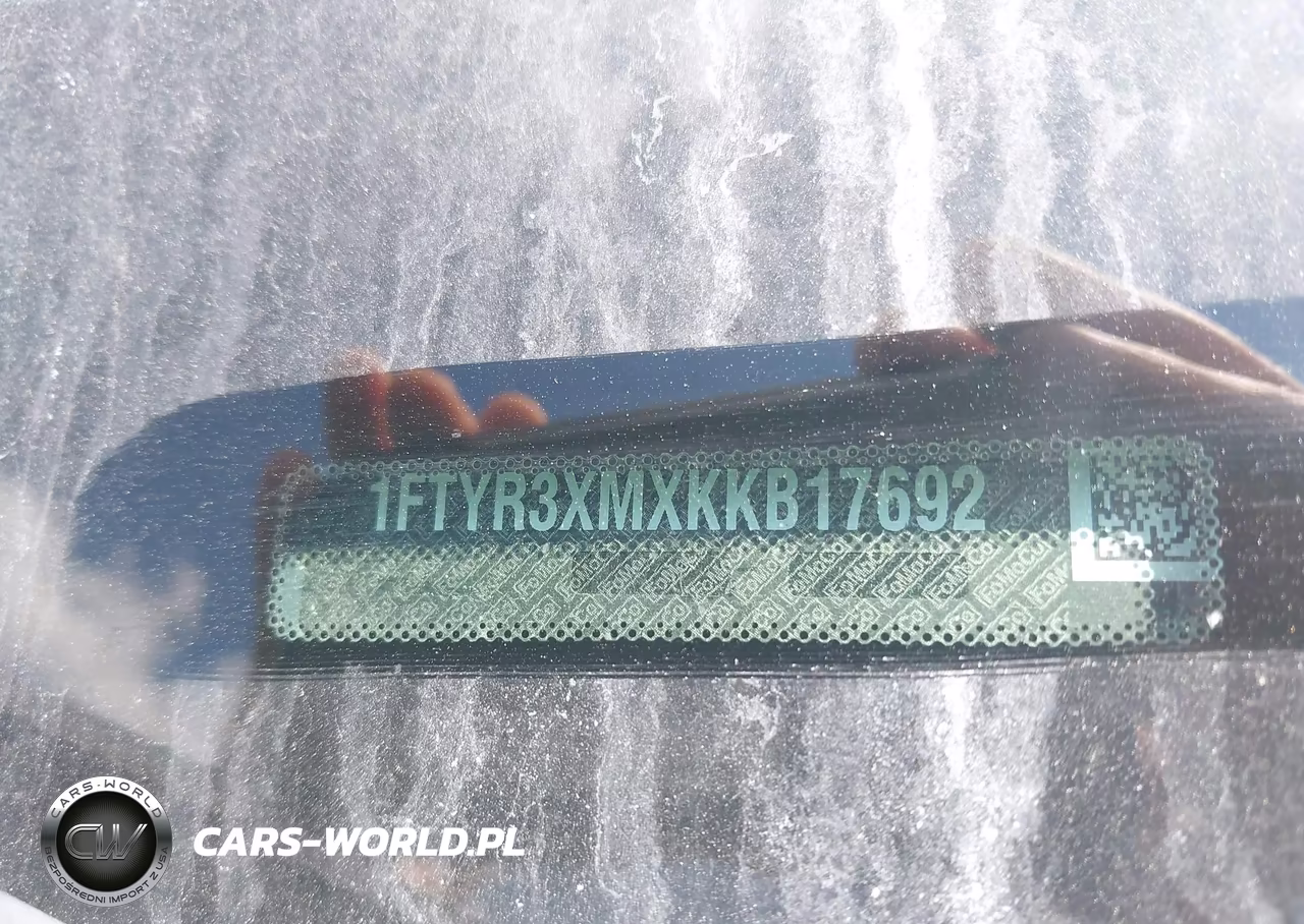 2019 Ford Transit-250 VIN:1FTYR3XMXKKB17692 - 17