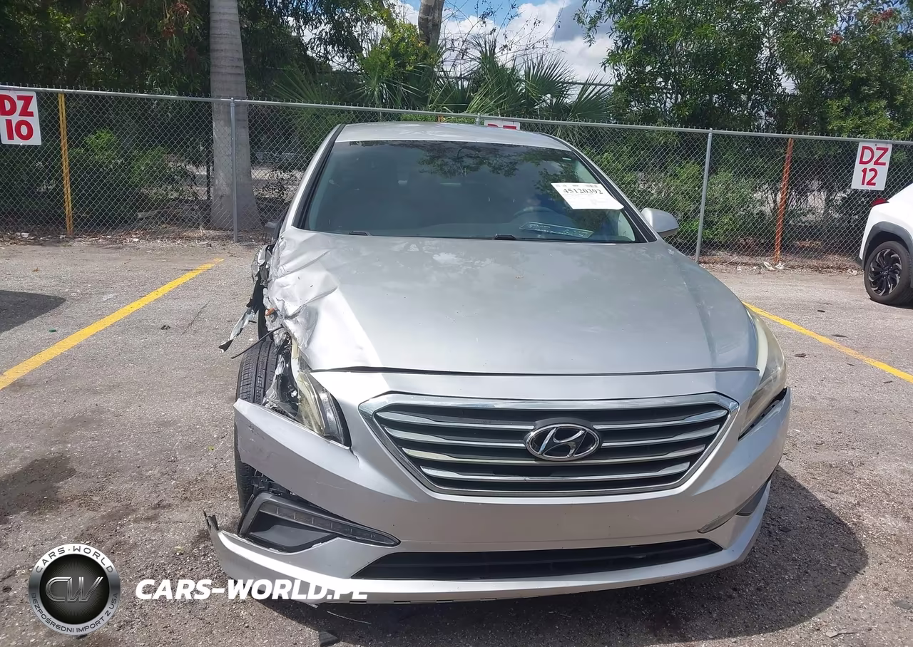 2015 Hyundai Sonata Se VIN:5NPE24AF1FH217787 - 12