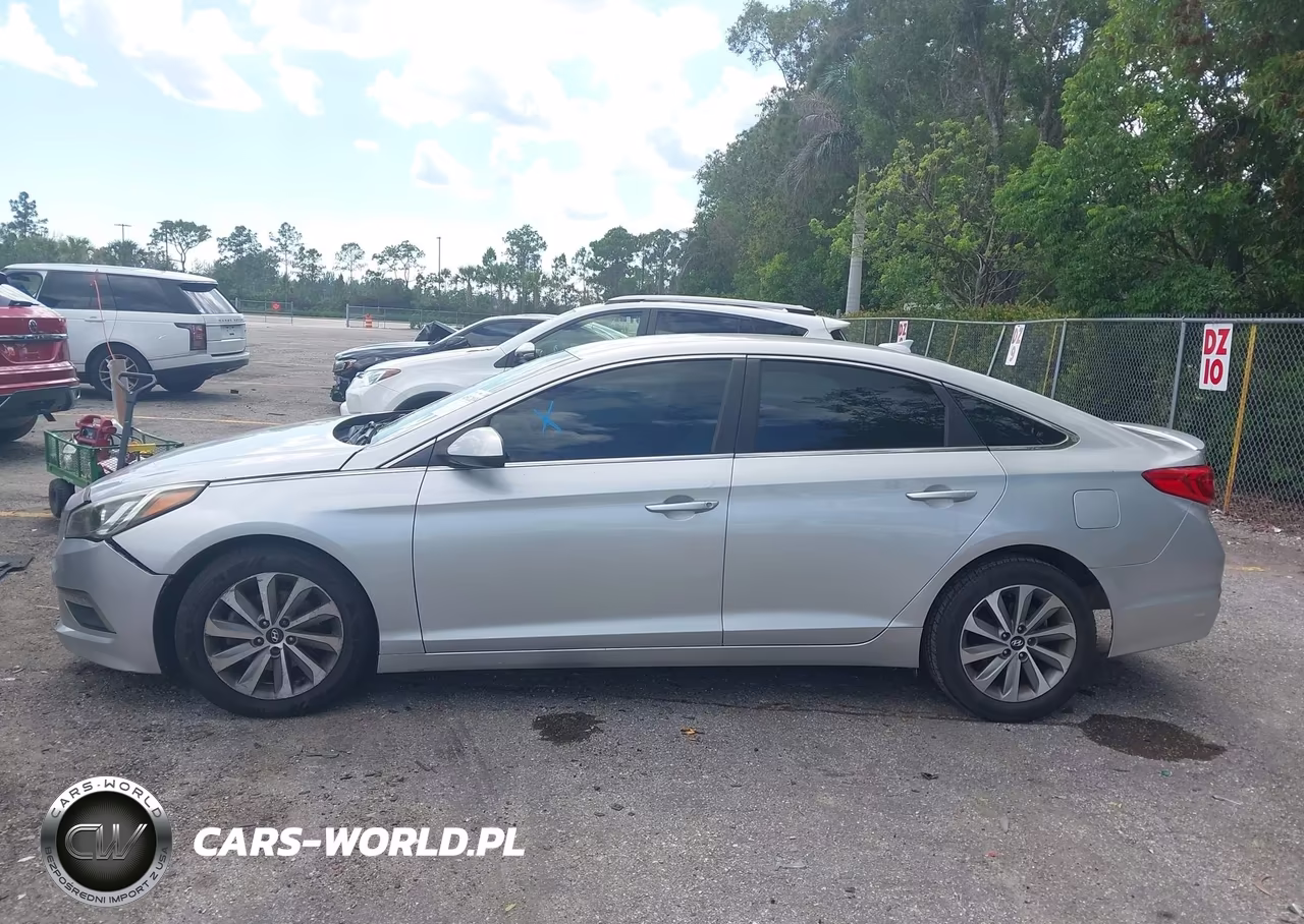 2015 Hyundai Sonata Se VIN:5NPE24AF1FH217787 - 14