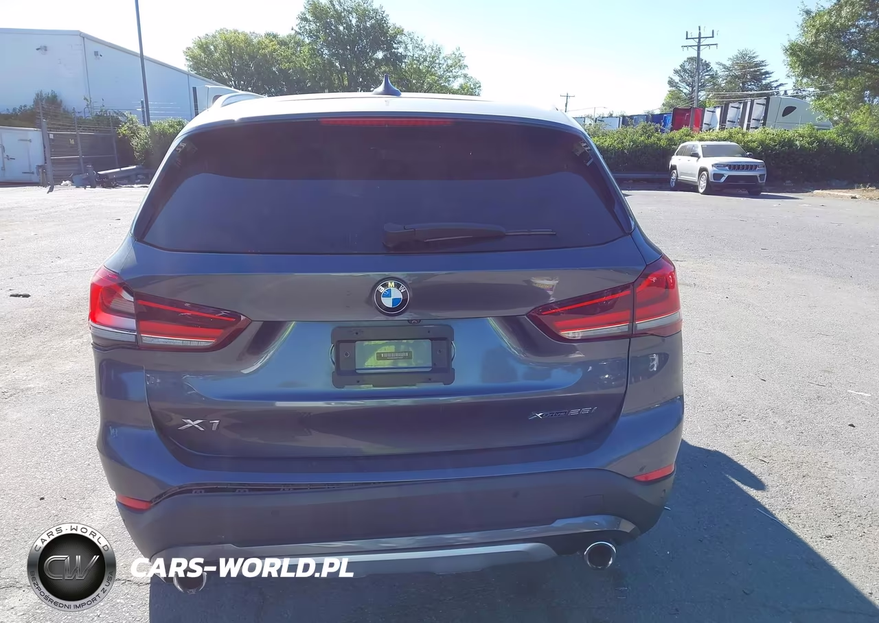 2021 BMW X1 xDrive28I VIN:WBXJG9C02M5T16107 - 16