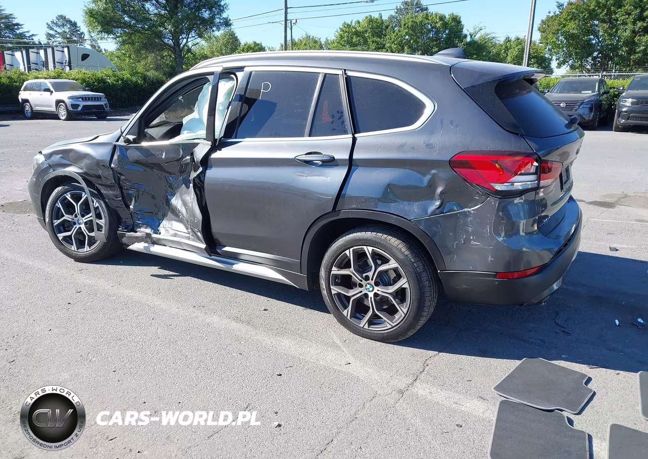 2021 BMW X1 xDrive28I VIN:WBXJG9C02M5T16107 - 3