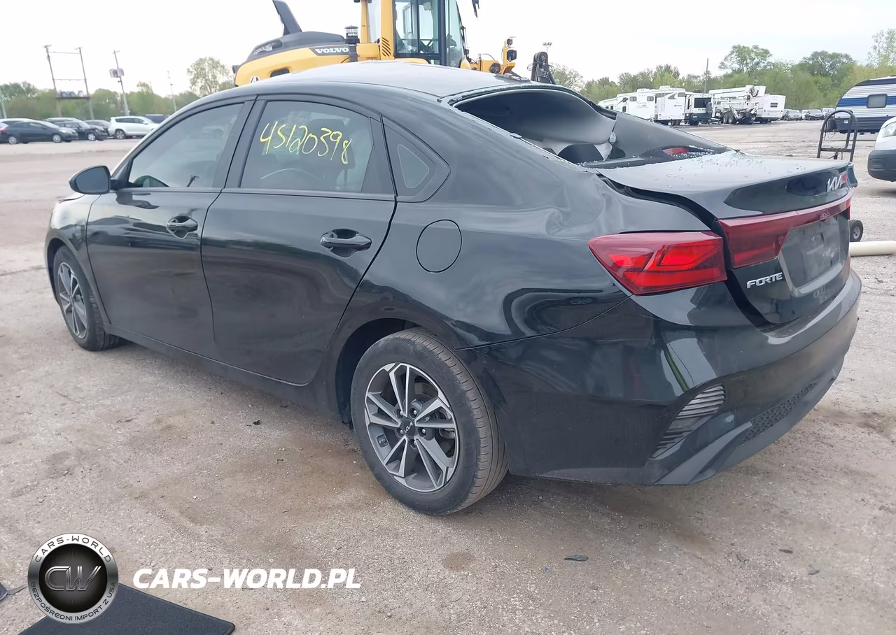 2024 Kia Forte Lxs VIN:3KPF24AD4RE770011 - 3