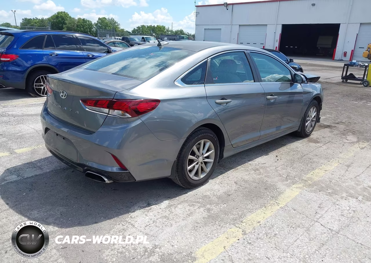 2018 Hyundai Sonata Se VIN:5NPE24AF6JH716965 - 4