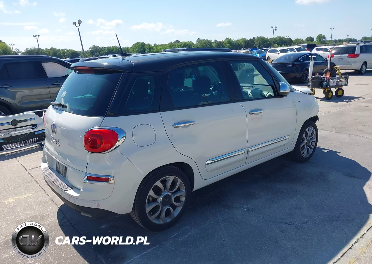 2019 Fiat 500L Lounge VIN:ZFBNFACH1KZ042304 - 4