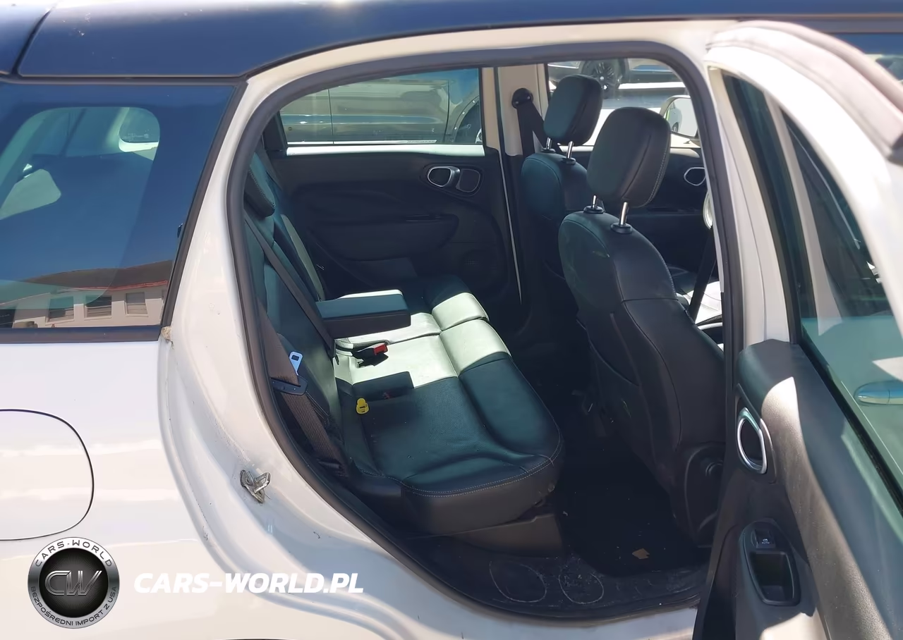 2019 Fiat 500L Lounge VIN:ZFBNFACH1KZ042304 - 8