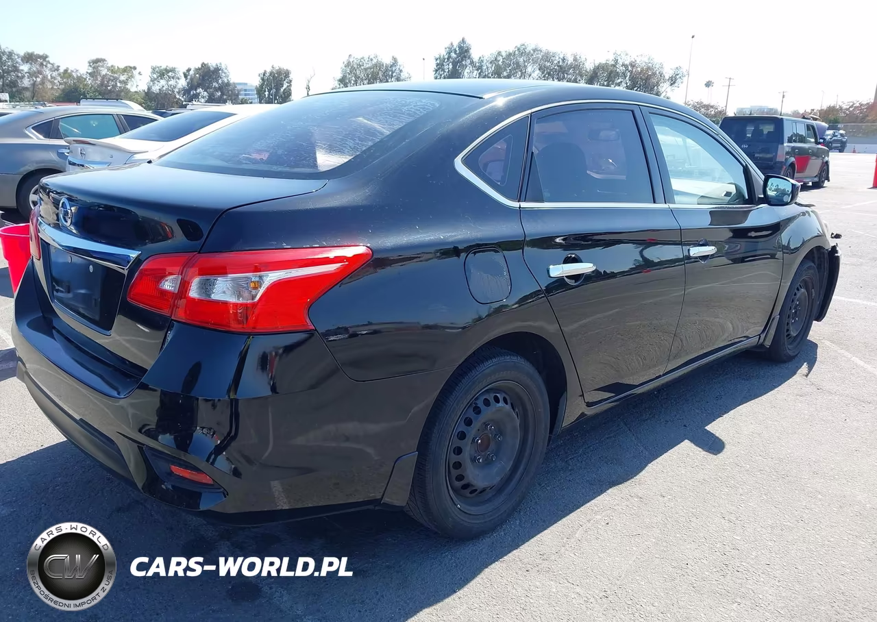 2016 Nissan Sentra S VIN:3N1AB7AP9GY247443 - 4
