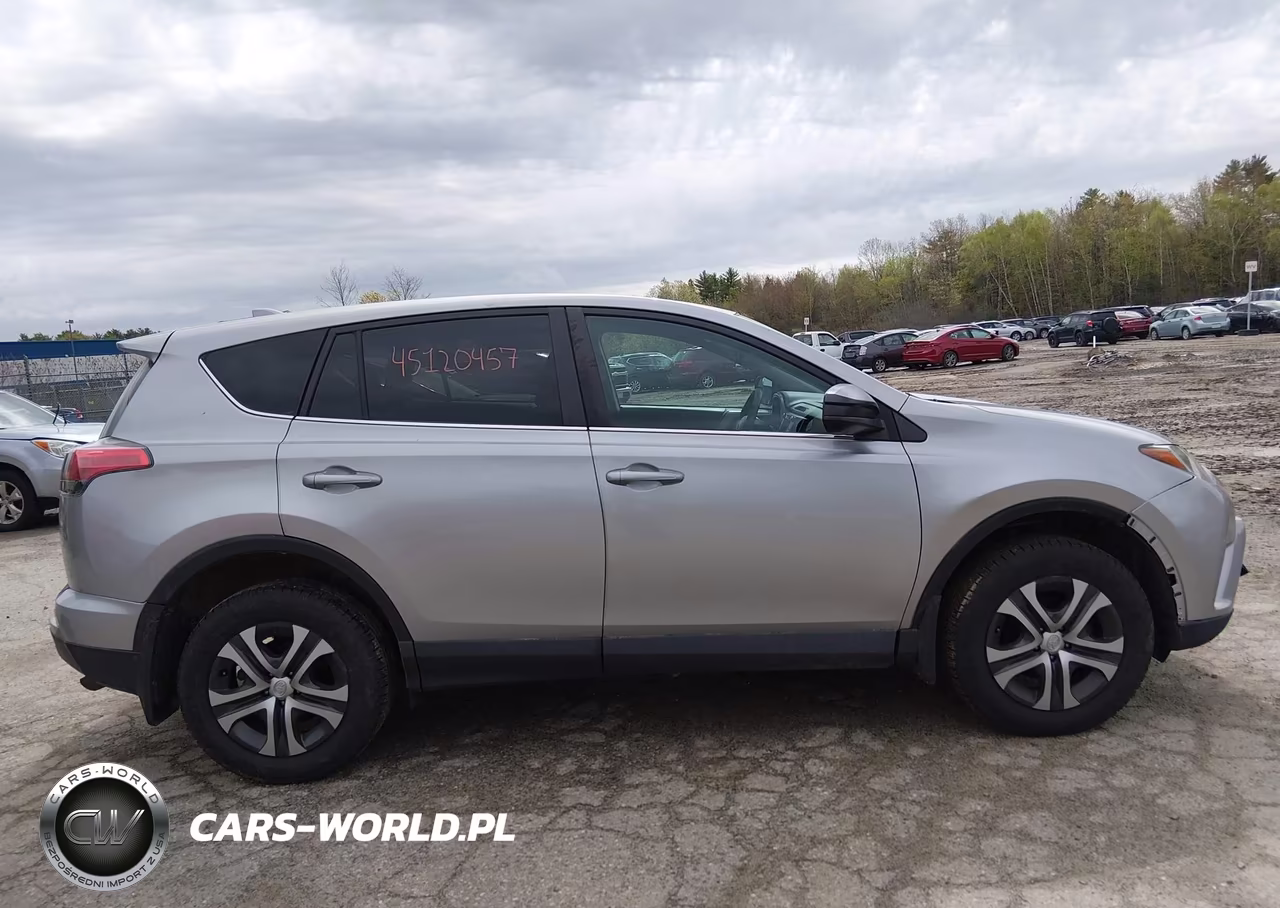 2018 Toyota Rav4 Le VIN:2T3BFREV5JW849571 - 13