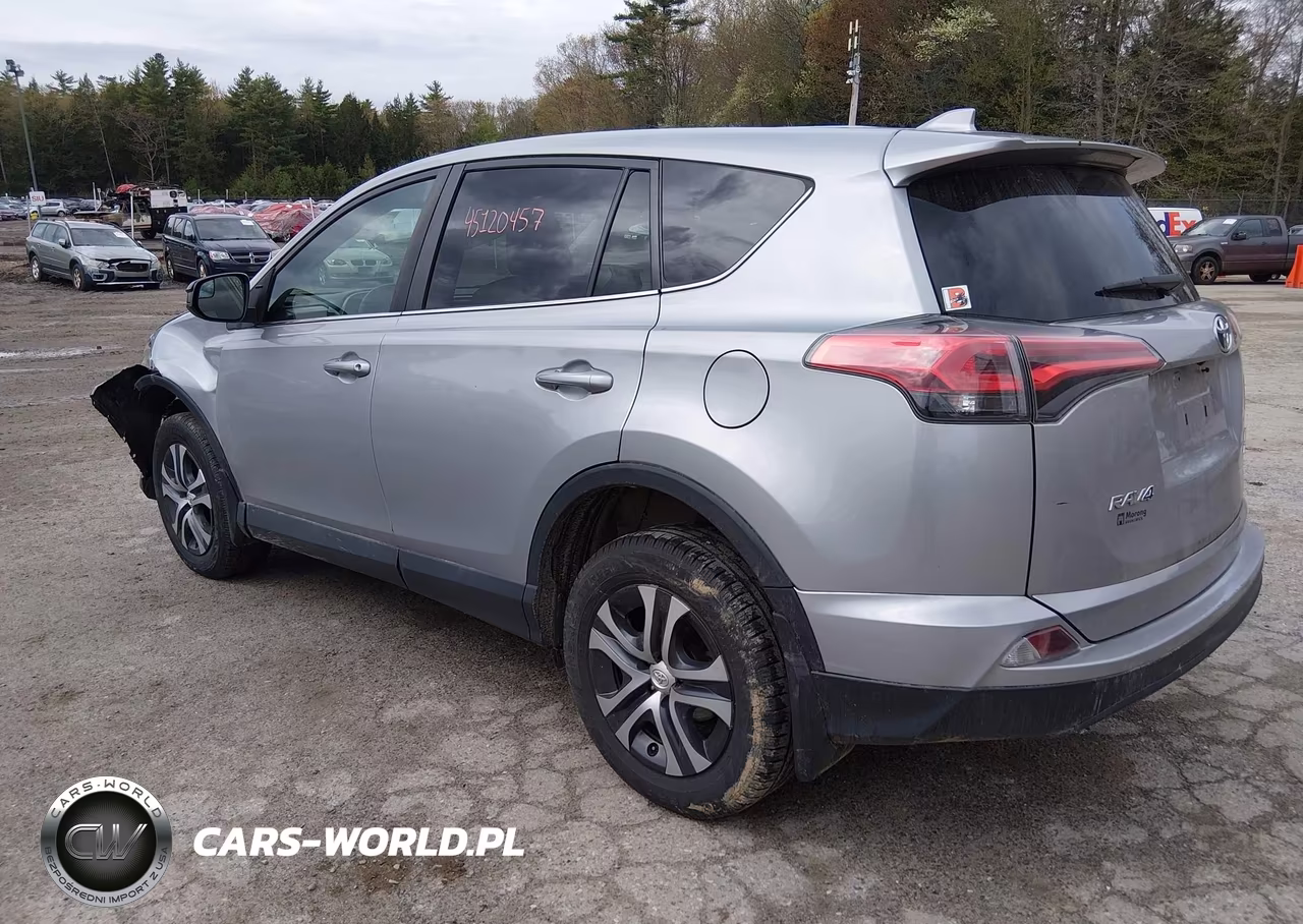 2018 Toyota Rav4 Le VIN:2T3BFREV5JW849571 - 3