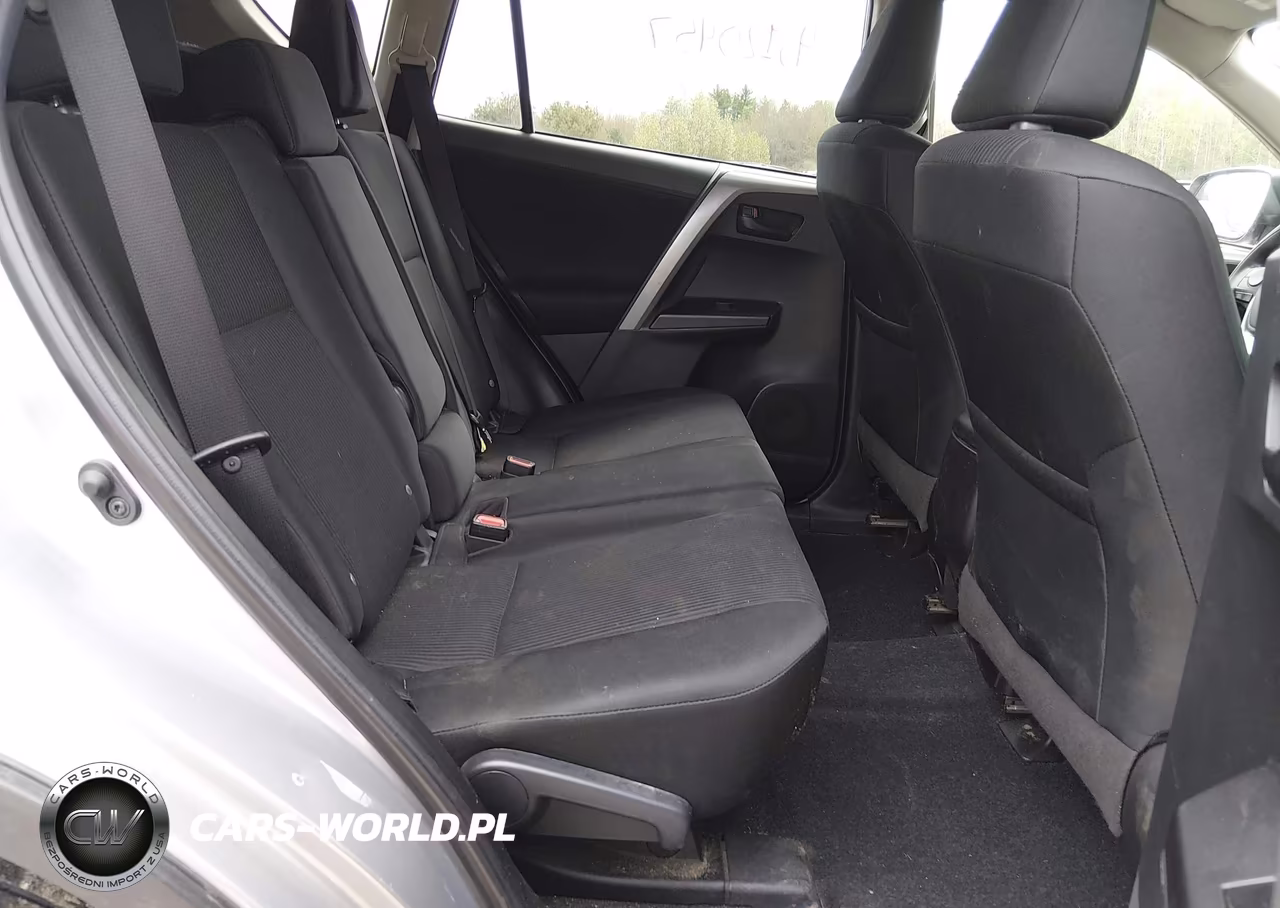 2018 Toyota Rav4 Le VIN:2T3BFREV5JW849571 - 8