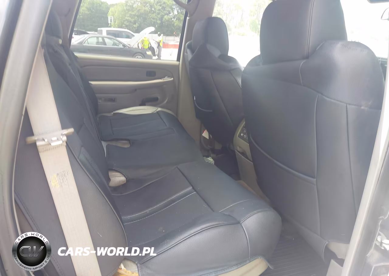 2004 Chevrolet Tahoe Lt VIN:1GNEC13Z74J324437 - 8