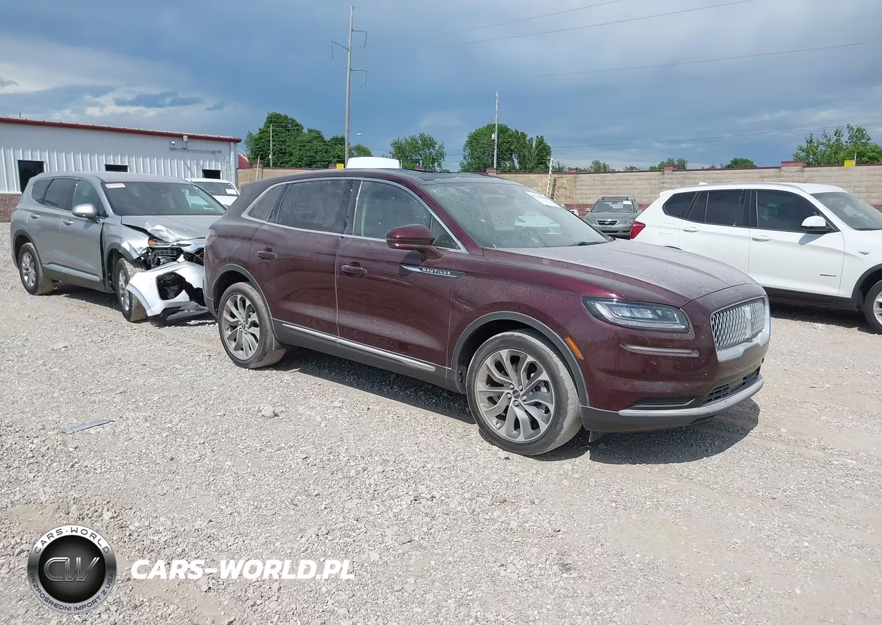 2021 Lincoln Nautilus Reserve – zdjęcie 1 z 16