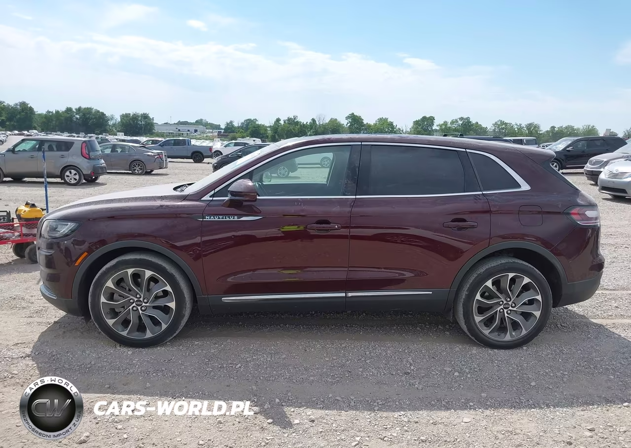 2021 Lincoln Nautilus Reserve VIN:2LMPJ8K94MBL13983 - 14