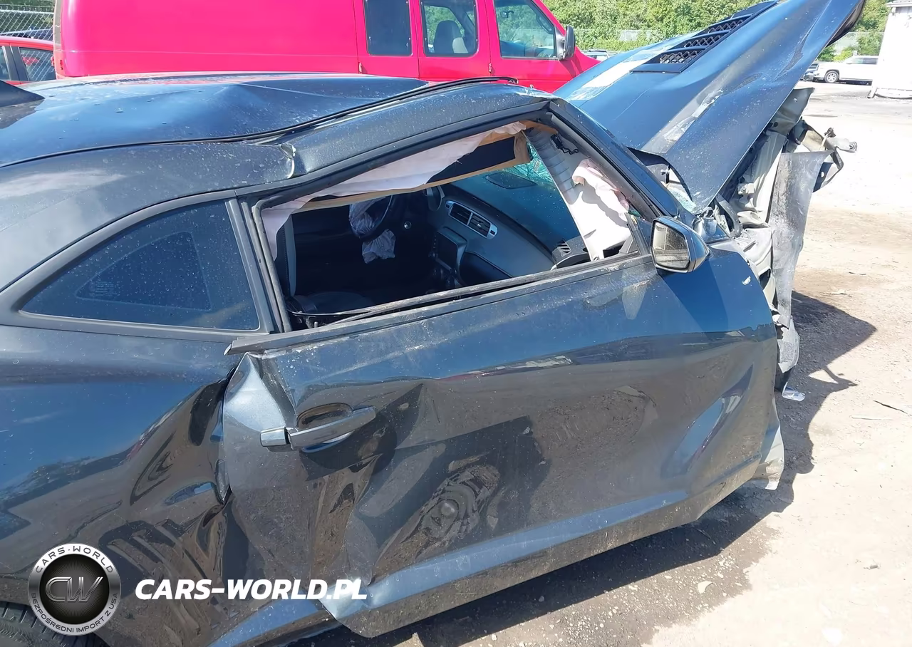 2015 Chevrolet Camaro 2Ss VIN:2G1FK1EJ6F9239930 - 15