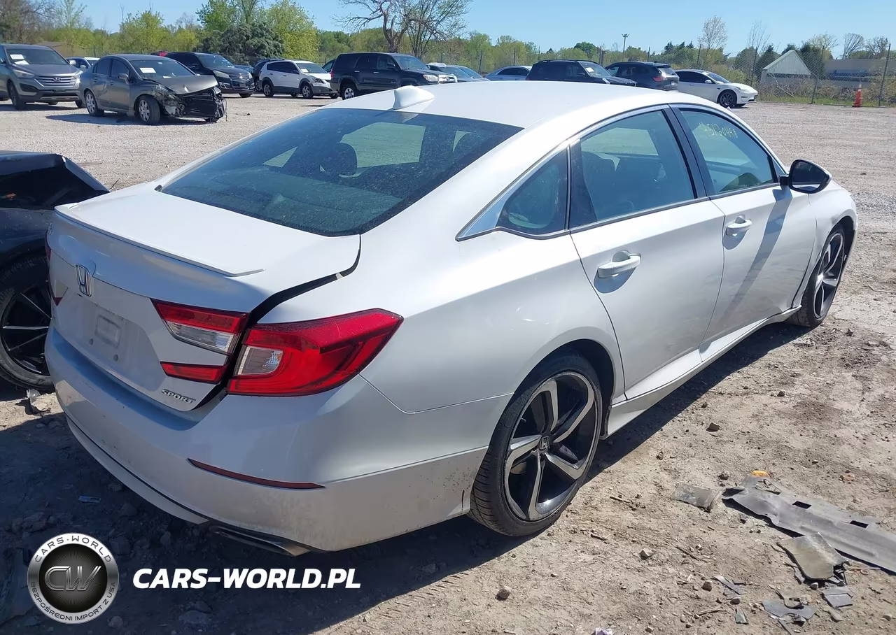 2018 Honda Accord Sport VIN:1HGCV1F39JA227061 - 4